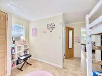 House 2807857765