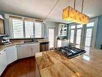 House 2805994320