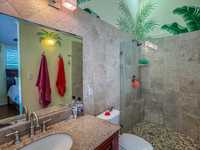 House 2805994562