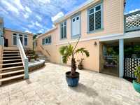 House 2805995016