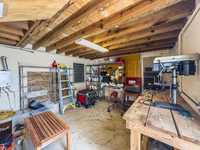 House 2805995023