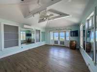 House 2805995237