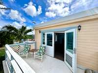 House 2805995338