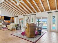 House 2790295051