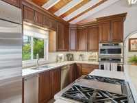 House 2790295155