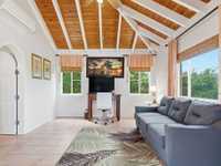 House 2790295272