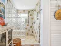House 2790295307