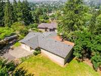 House 2790753394