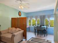 House 2908985571