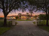House 2792714614