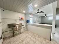 House 2792923946