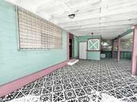 House 2792923752