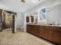 House 2794263077