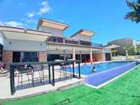 House 2795548195