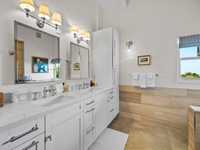 House 2799364209
