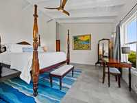 House 2799364310