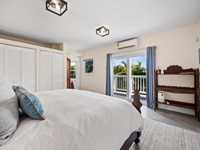House 2799364376