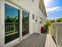 House 2799364406
