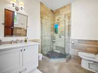 House 2799364425