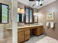 House 2801893355