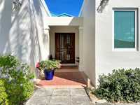House 2801892347