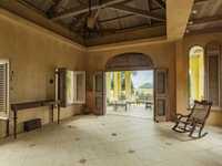 House 2802766159