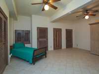 House 2802766348