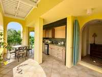 House 2802766477