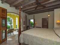 House 2802766489