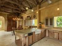 House 2802766150