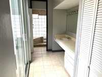 House 2803240832