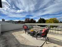 House 2804460220