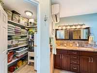 House 2811007548