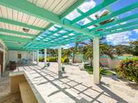 House 2811007696