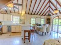 House 2811008592