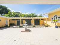 House 2960620795
