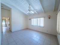 House 2960621144