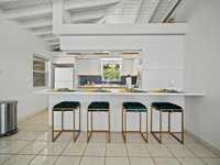House 2812142465