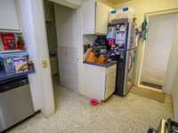House 2812144696