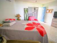 House 2812144983