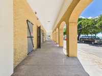 House 2812153060