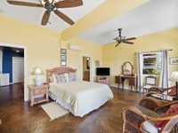 House 2982468095