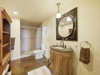 House 2982468099