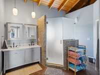 House 2982468281
