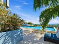 House 2982468369