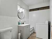 House 2813331979