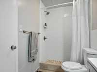 House 2813331990