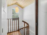 House 2818458102