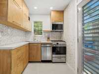 House 2818458124