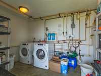 House 2815272220